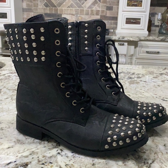 CA Collection by Carrini “Elektra”Nailhead Combat Boots - Picture 2 of 8